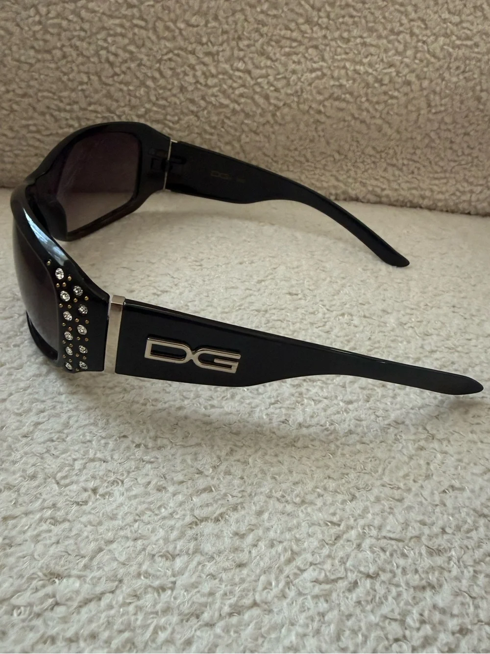 DG Eyewear Black Frame Sunglasses Bling dg1643